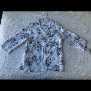 NWT! Alfred Dunner top M